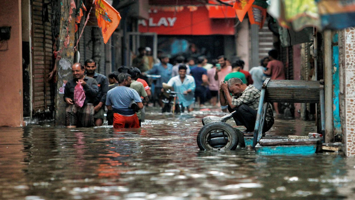 Heavy Rains In Delhi-NCR: 100 Flights Delayed, 40 Diverted