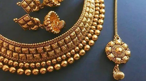Gold And Silver Prices Drop , Know The Rate Of 24k