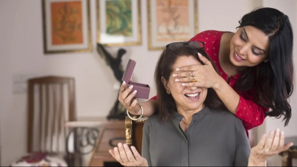 Mother's Day Special: Gift This Jewellery To Your Mother