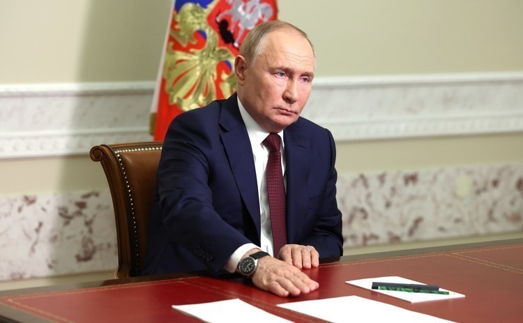 Putin’s Messaging App Will Compete With WhatsApp And Telegram