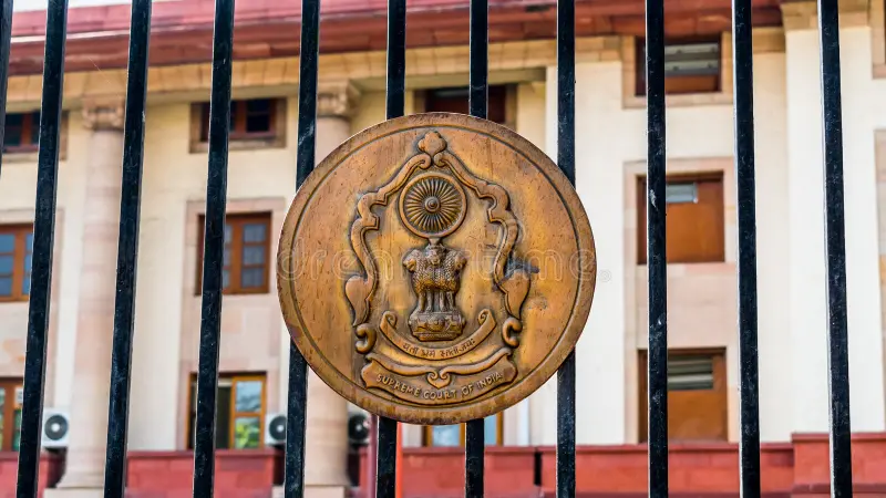 SC Restores Old Logo, Removes Glass Partitions