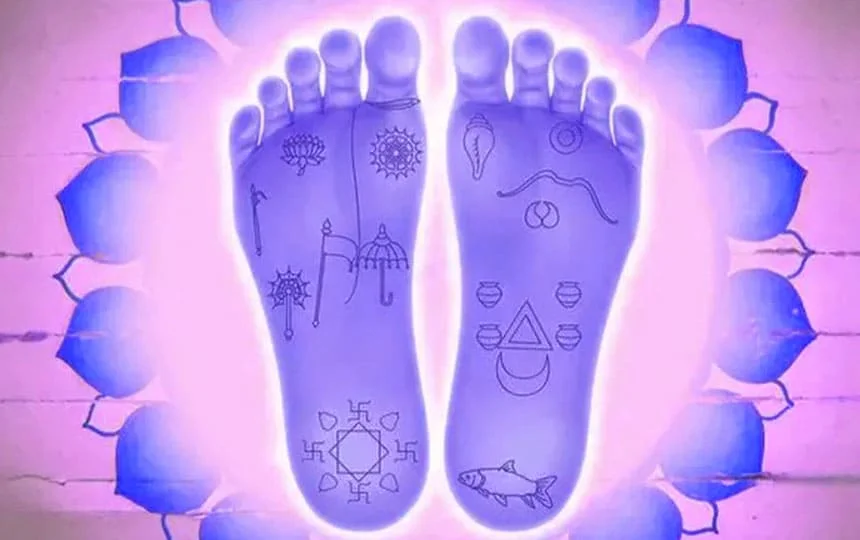 Female Foot Palmistry: Women With Such Feet Are Lakshmi Incarnate For Their Husbands