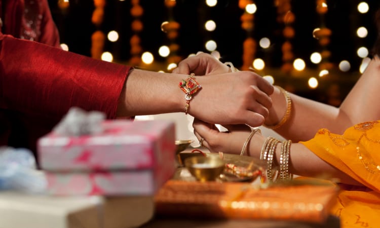 Why Is Tying Three Knots an Important Tradition on Raksha Bandhan?