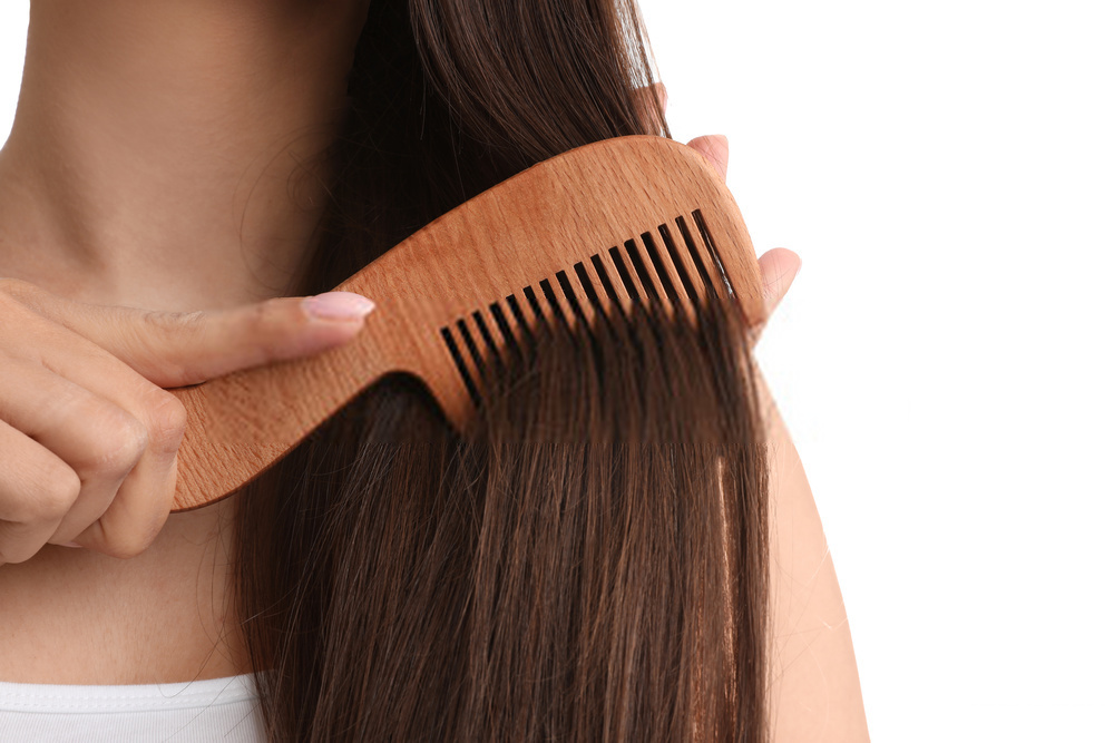 Best Comb For Hair: Plastic Or Wooden, Which Is The Best Comb For Hair?