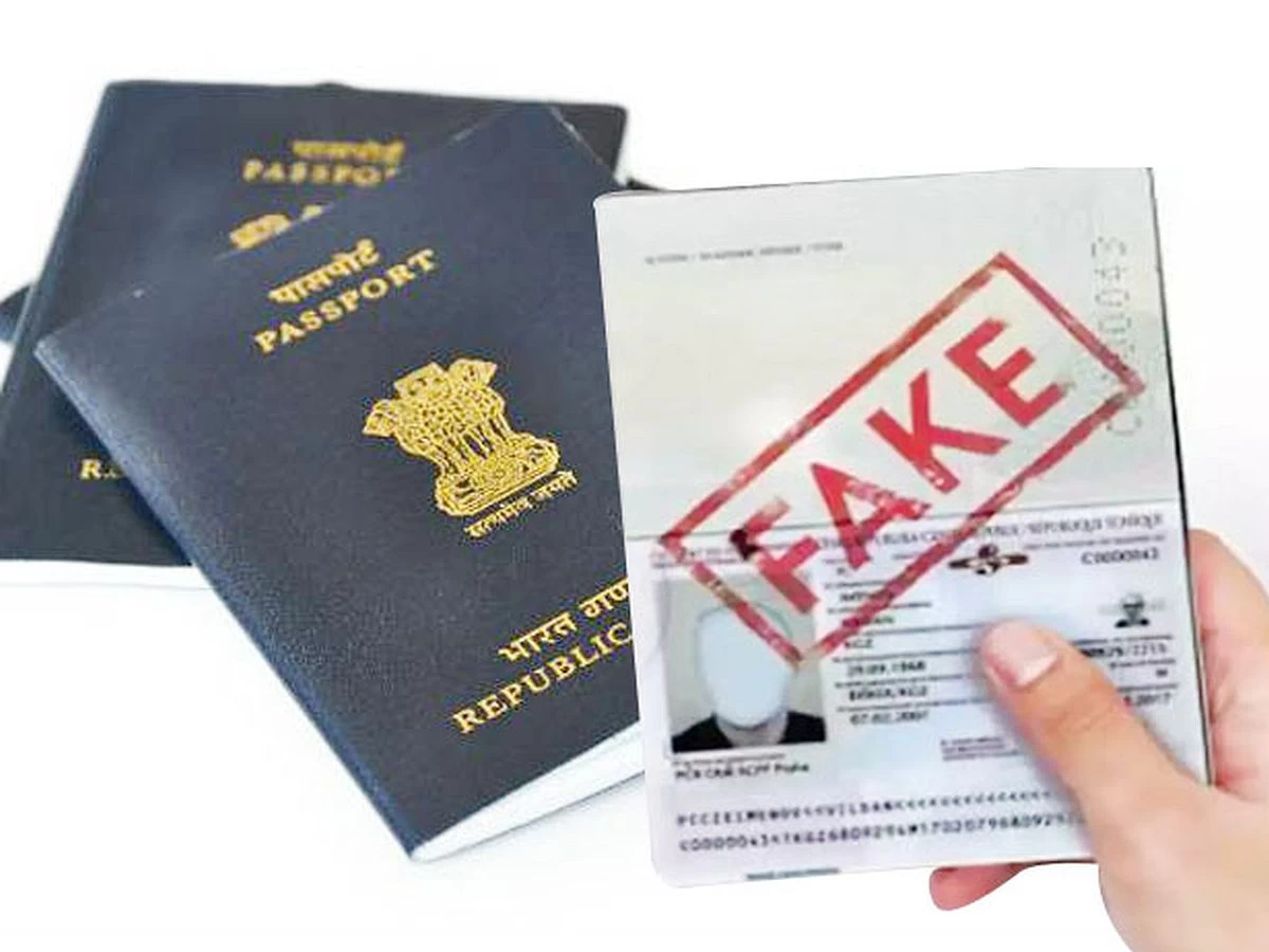 Mumbai Airport: Nepali Man and Bangladeshi Resident Arrested With Fake Indian Passports