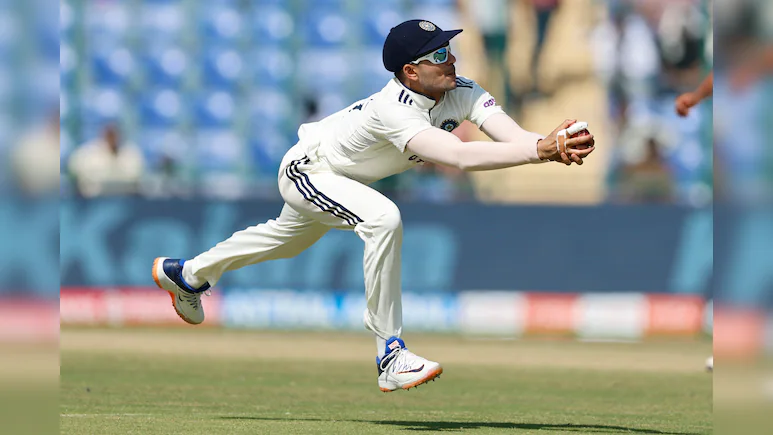 Shubman Gill Becomes Superman In Delhi, Takes A Breathtaking Catch Of Chanderpaul While Leaping In The Air