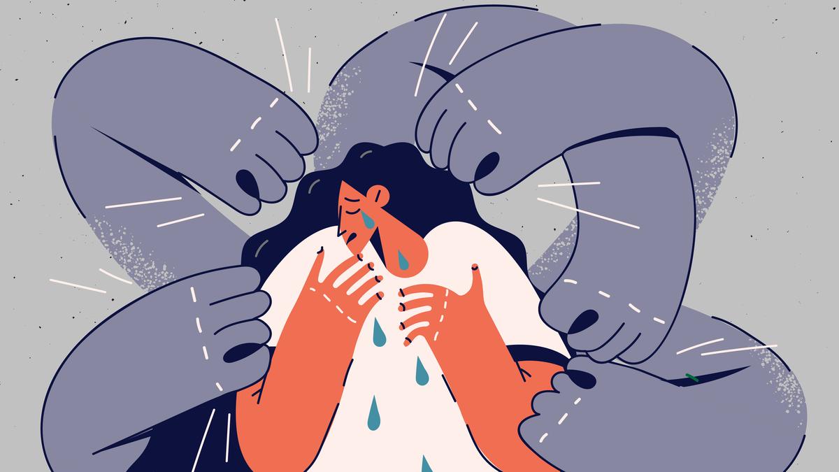 Women Doctors Dead In Maharastra, Writes Note on palm Accusing 2 Cops Of Rape