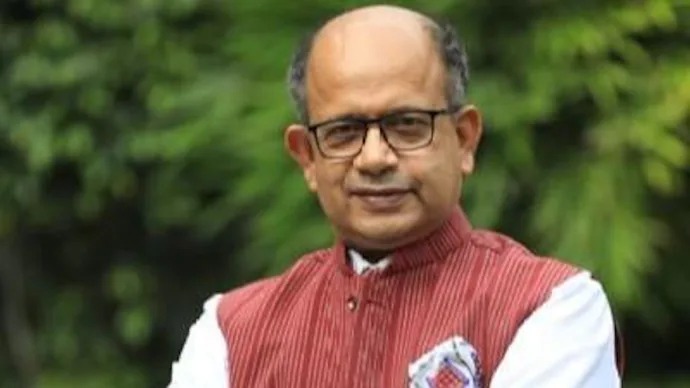 BJD Amar Patnaik joins BJP