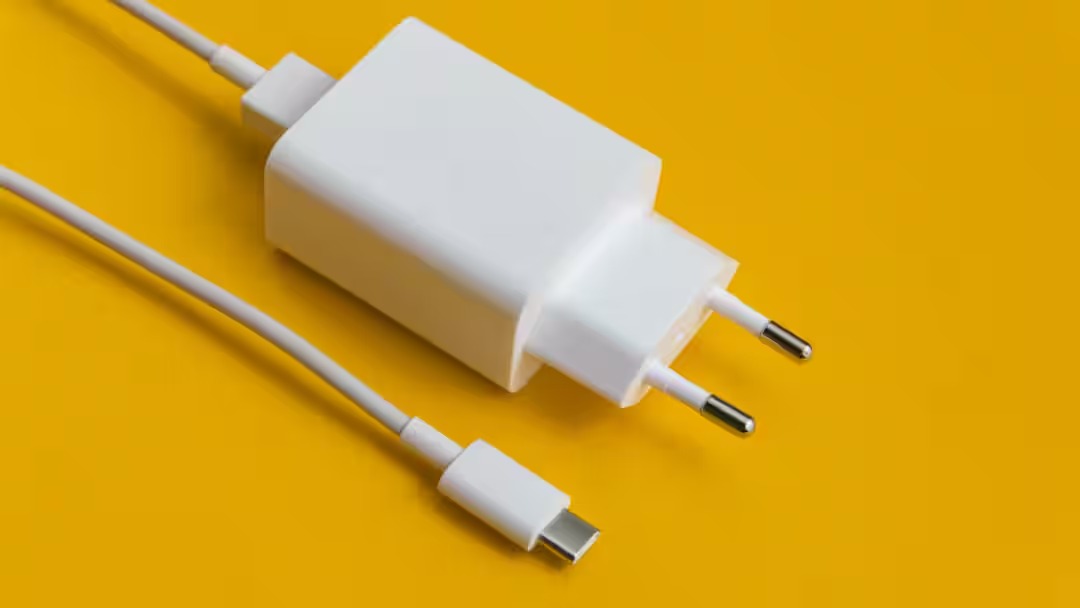 mobile charger, govt rule about phone charger