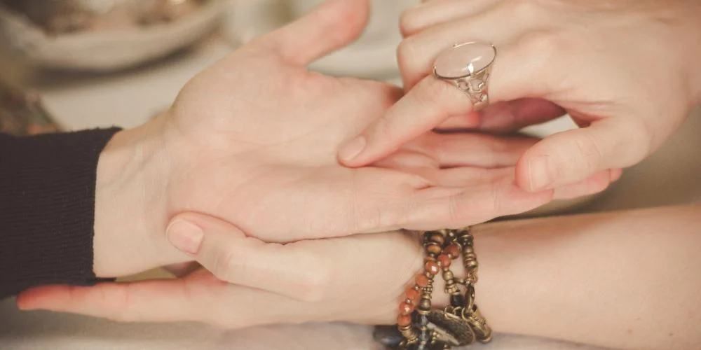 Palmistry Signs That Indicate Wealth and Success in Your Career