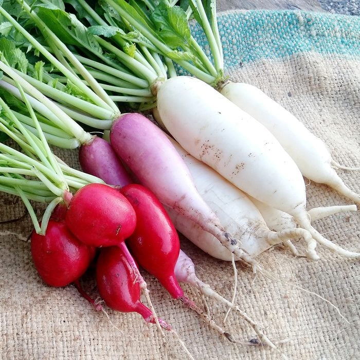 Health Benefits Of Radish: Improves Digestion and Relieves Stomach Problems