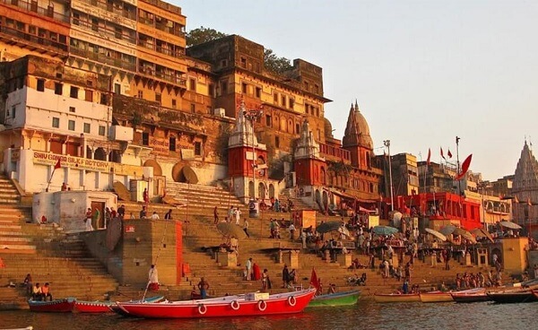 Why Devotees Avoid Bringing Ganga Water from Kashi: Scientific and Spiritual Reasons Explained